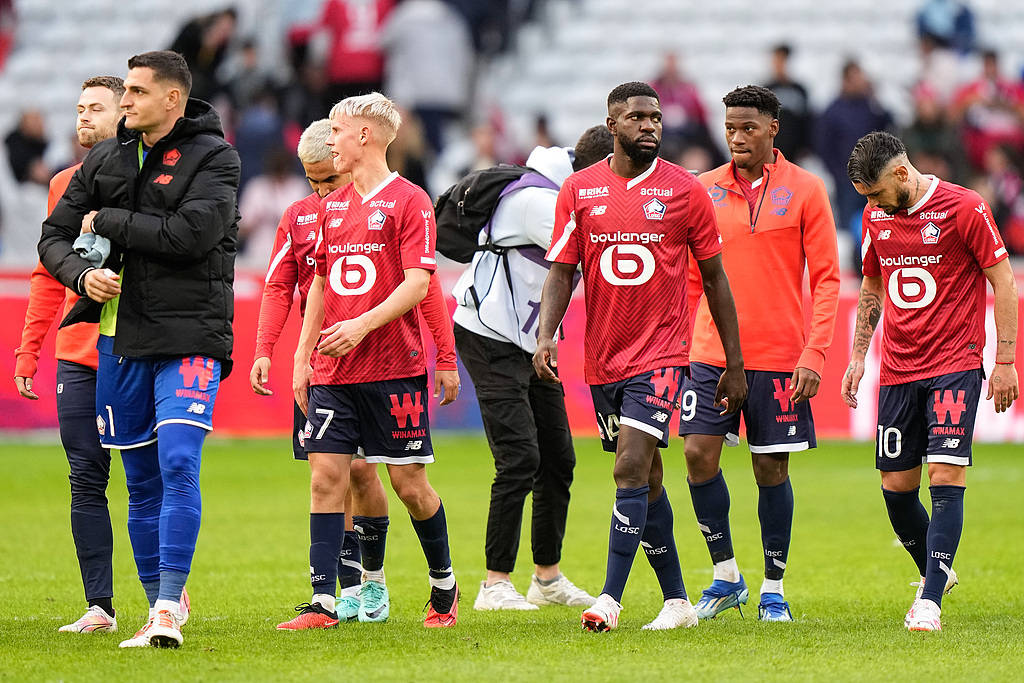 赛后法甲焦点战；塞维利亚扳平良机；态度坚定；更衣室氛围转暖的简单介绍