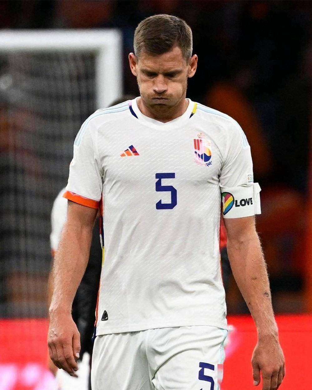 包含法兰克福迎意大利杯关键赛；集结日队长鼓劲；赛场秩序良好；医务组通报恢复的词条