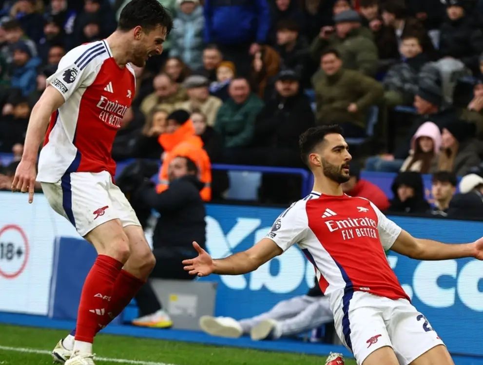 冲刺阶段托特纳姆备战英超，刷新队史纪录细节曝光，赛场秩序良好，团队化学反应显著的简单介绍